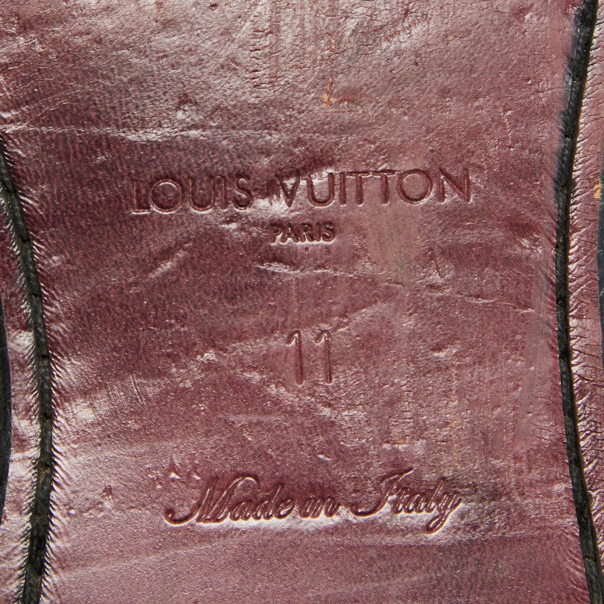 Louis Vuitton Burgundy Epi Leather and Leather Lace Up Derby Size 45 In Good Condition For Sale In Dubai, Al Qouz 2