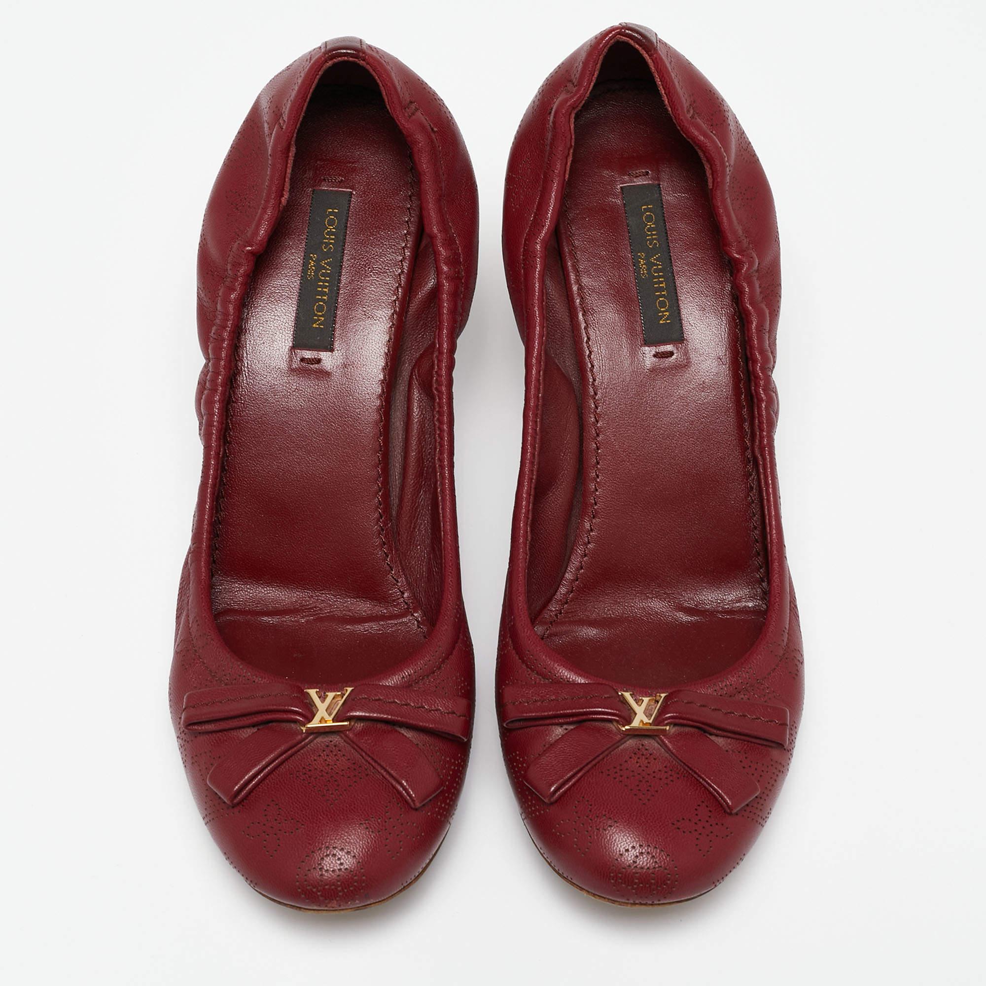 Brown Louis Vuitton Burgundy Leather Bow Fiance Pumps Size 36.5