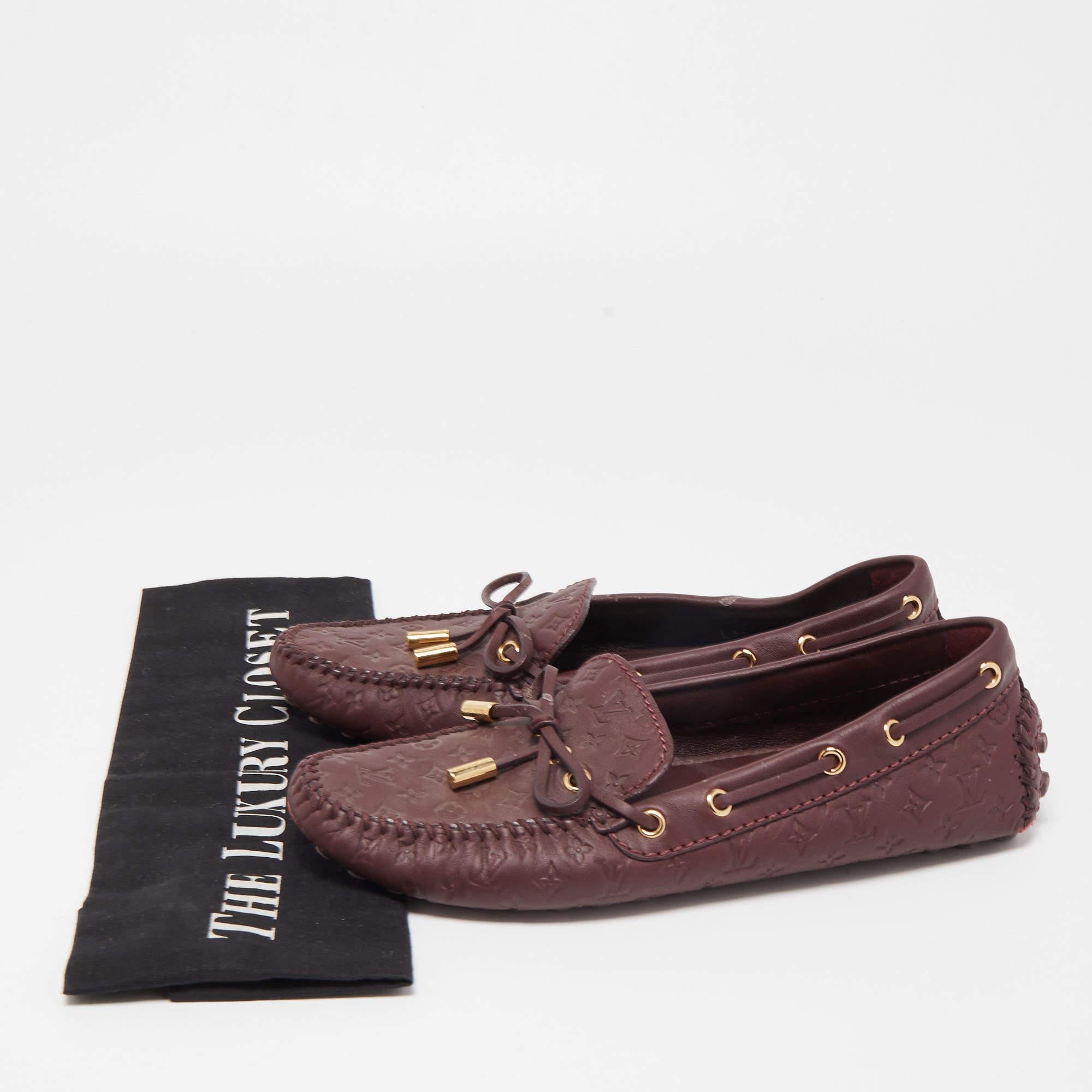 Louis Vuitton Burgundy Leather Gloria Loafers  For Sale 5