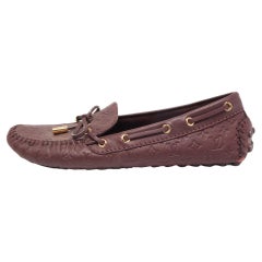 Louis Vuitton Burgundy Leather Gloria Loafers 