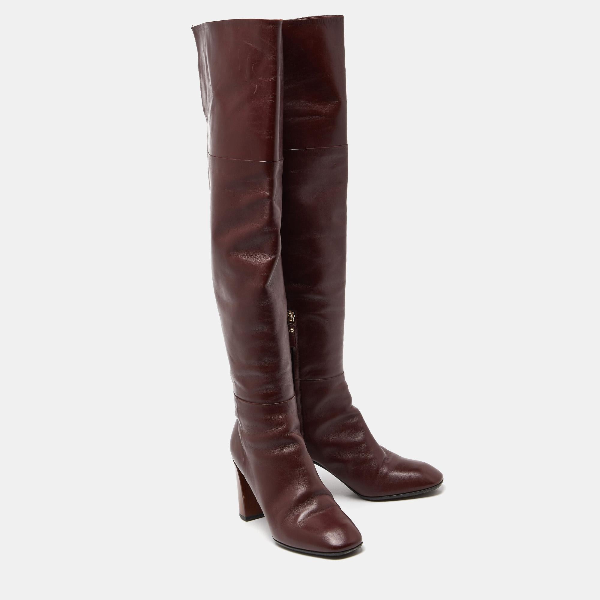 Louis Vuitton Burgundy Leather Over The Knee Length Boots Size 39 In Good Condition In Dubai, Al Qouz 2