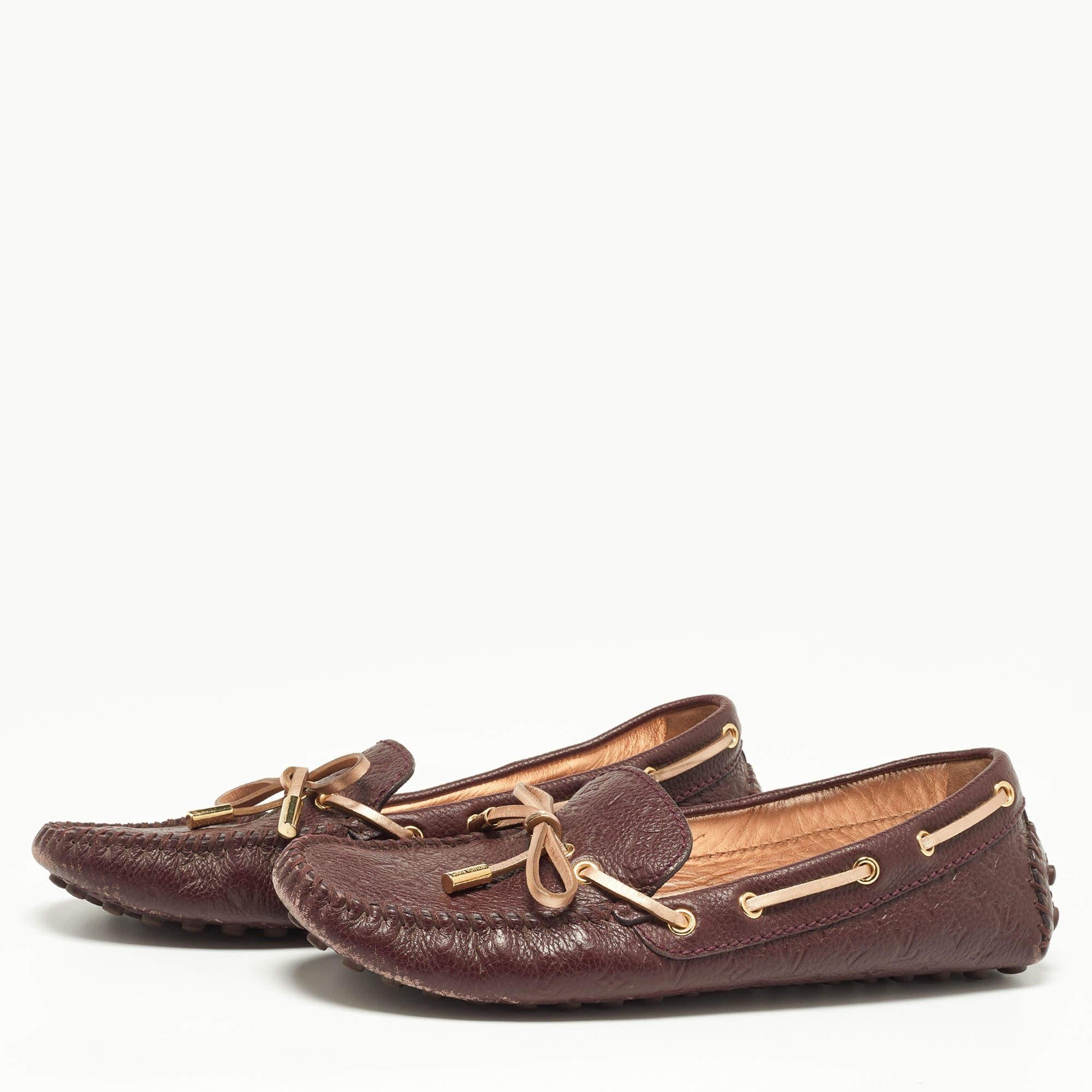 Louis Vuitton Burgundy Monogram Leather Gloria Loafers Size 37.5 For Sale 3