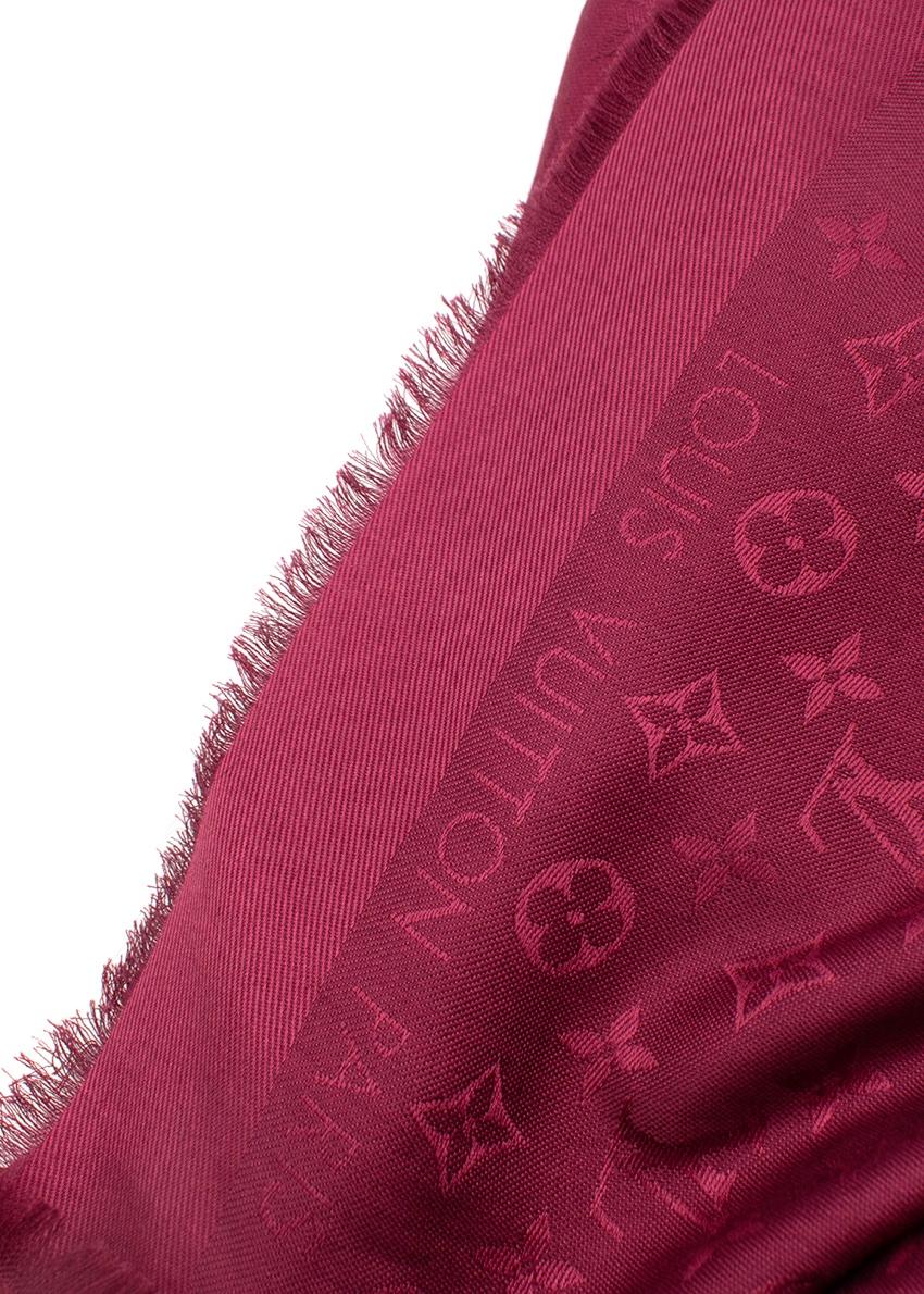 Louis Vuitton Burgunder Monogramm Schal aus Seide und Wolle im Zustand „Hervorragend“ im Angebot in London, GB
