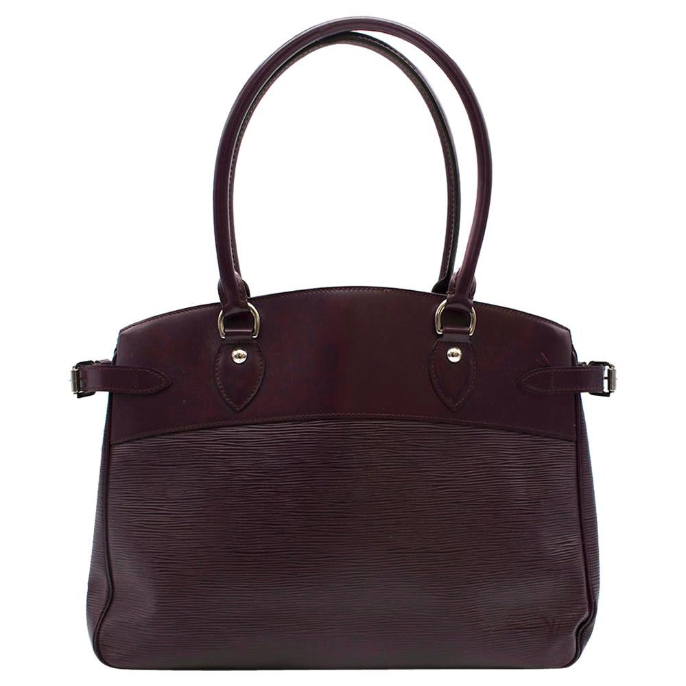 Louis Vuitton Burgundy Passy GM Epi Leather Bag