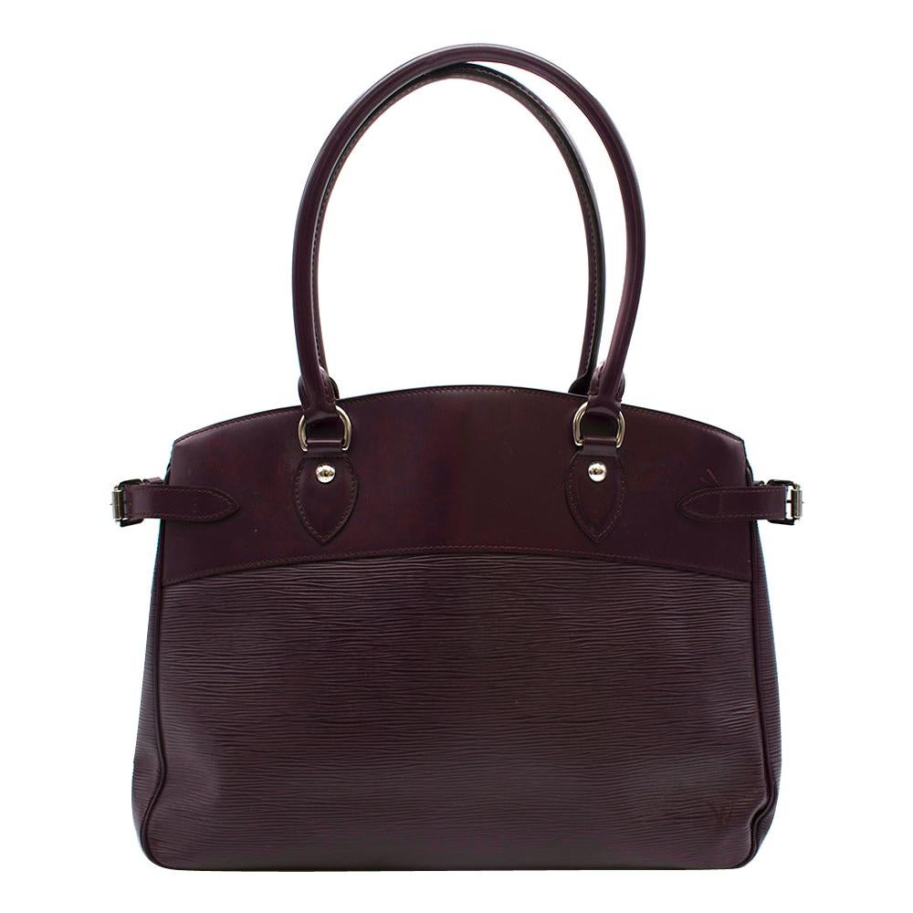 Louis Vuitton Burgundy Passy GM Epi Leather Bag For Sale