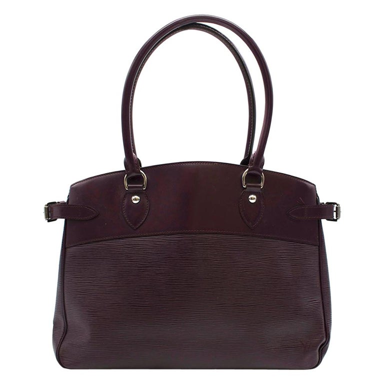 burgundy louis vuitton purse