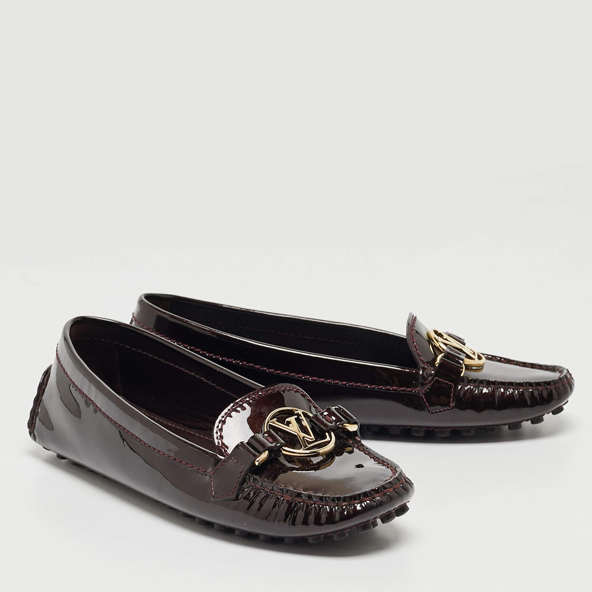 Louis Vuitton Burgundy Patent Leather Dauphine Loafers Size 36 For Sale 5