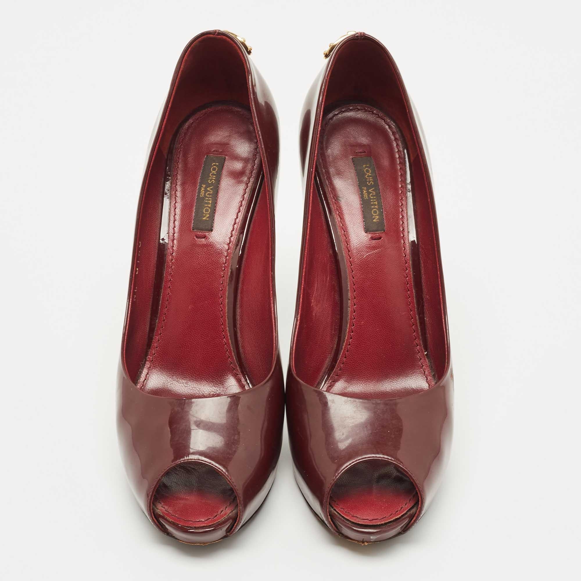 Women's Louis Vuitton Burgundy Patent Leather Oh Really! Pumps Size 39 For Sale