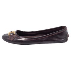 Used Louis Vuitton Burgundy Patent Oxford Loafers Size 37