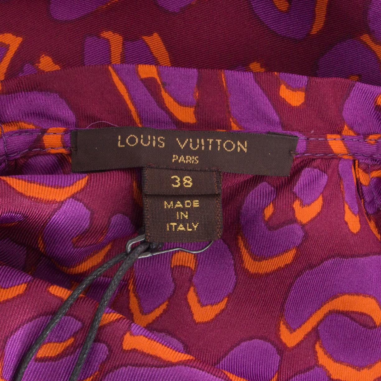Women's LOUIS VUITTON burgundy pink silk LEOPARD Short Sleeve Blouse Shirt 38 M For Sale