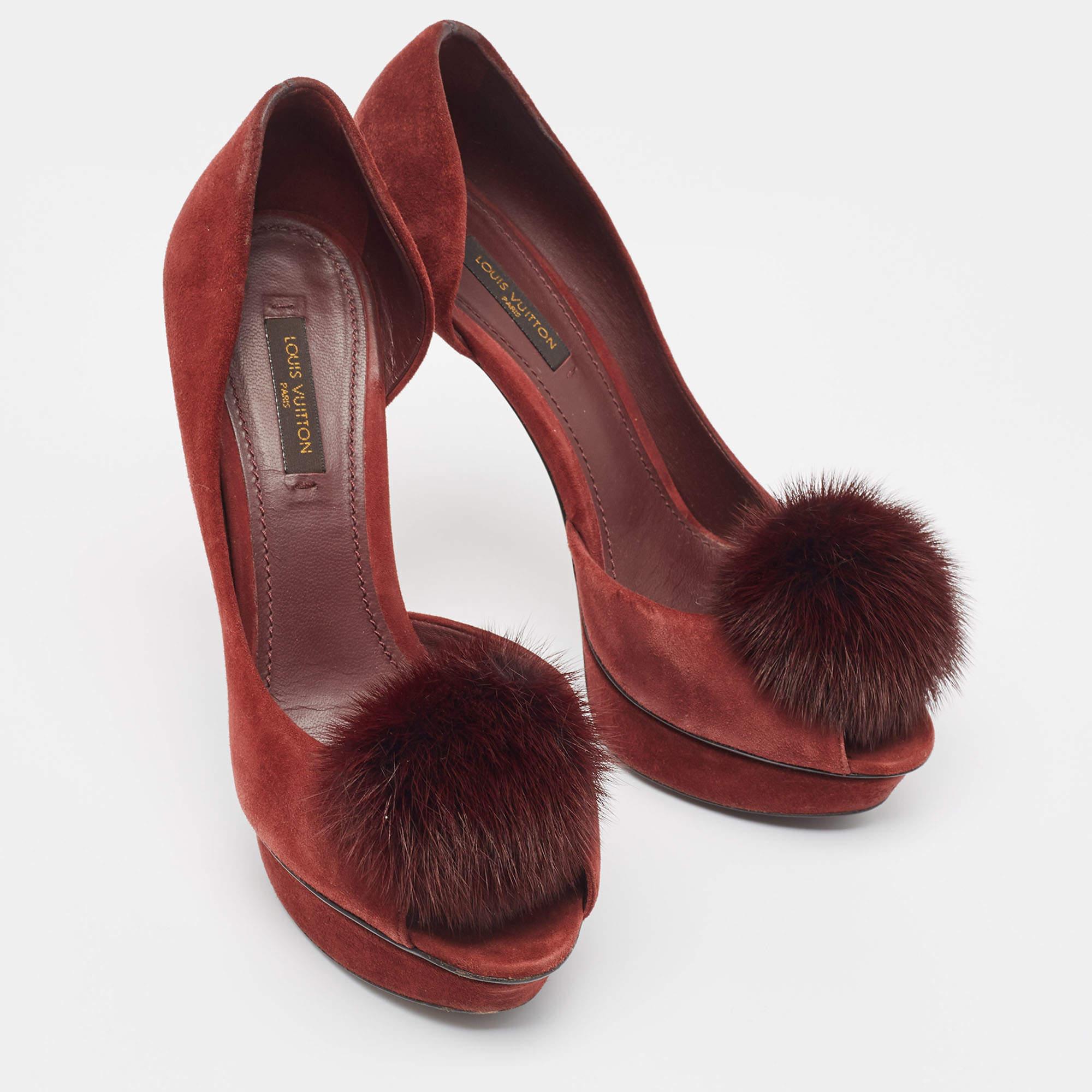 Louis Vuitton Bombas con puntera abierta de ante y piel color burdeos talla 37 Marrón en venta