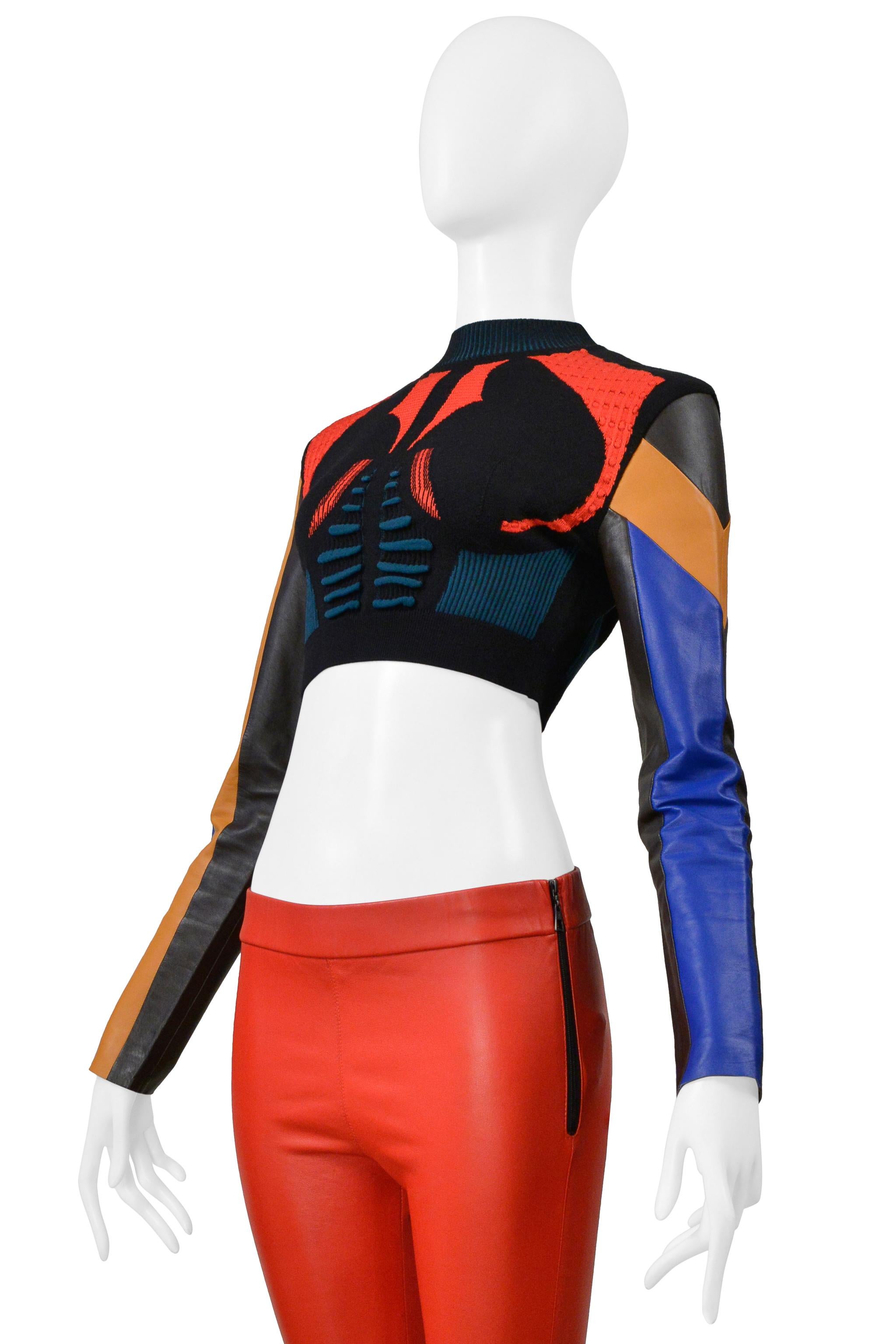 Louis Vuitton By Ghesquiere Maglione a maglia multicolore e pantaloni in pelle rossa 2016 in vendita 2