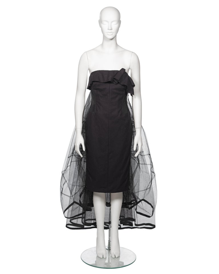Louis Vuitton by Marc Jacobs Black Wool Strapless Dress with Petticoat, fw 2008 For Sale at 1stDibs Louis Vuitton by Marc Jacobs Black Wool Strapless Dress with Petticoat, fw 2008 For Sale at 1stDibs