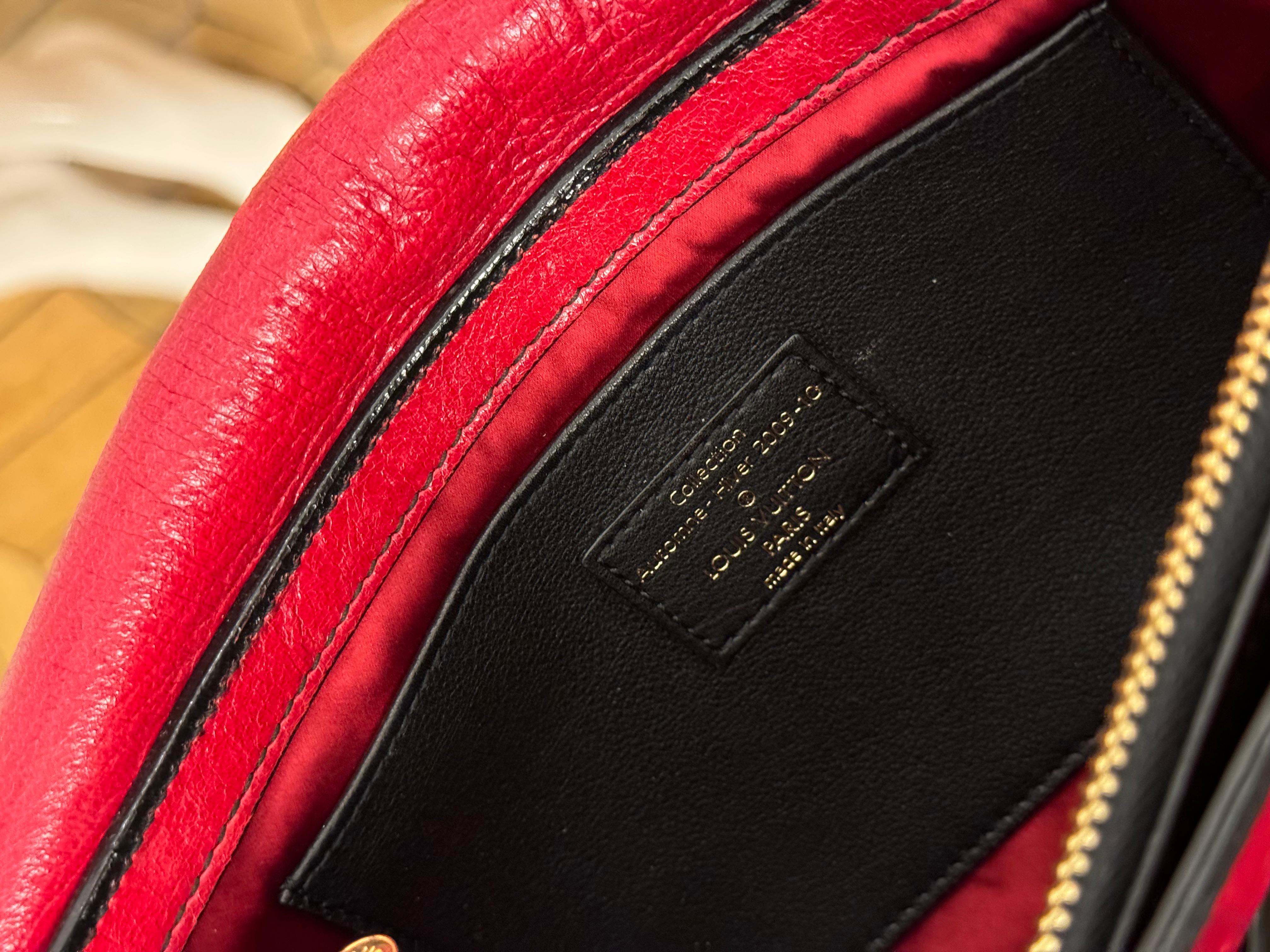 Louis Vuitton by Marc Jacobs F/W 2009 Empreinte my Deer Enigme clutch For Sale 13
