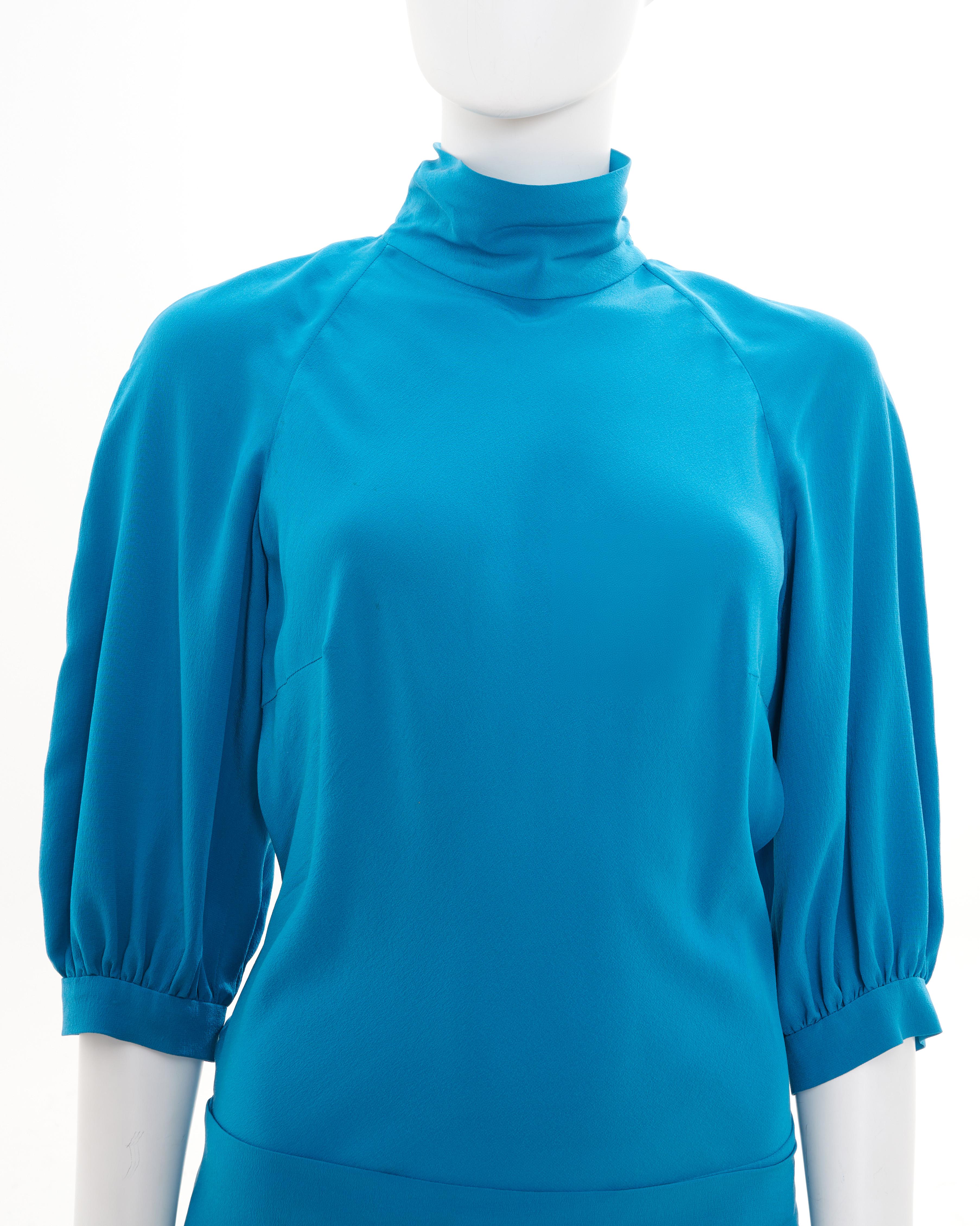 Louis Vuitton by Marc Jacobs S/S 2004 Blue cut out mini silky dress in vendita 6