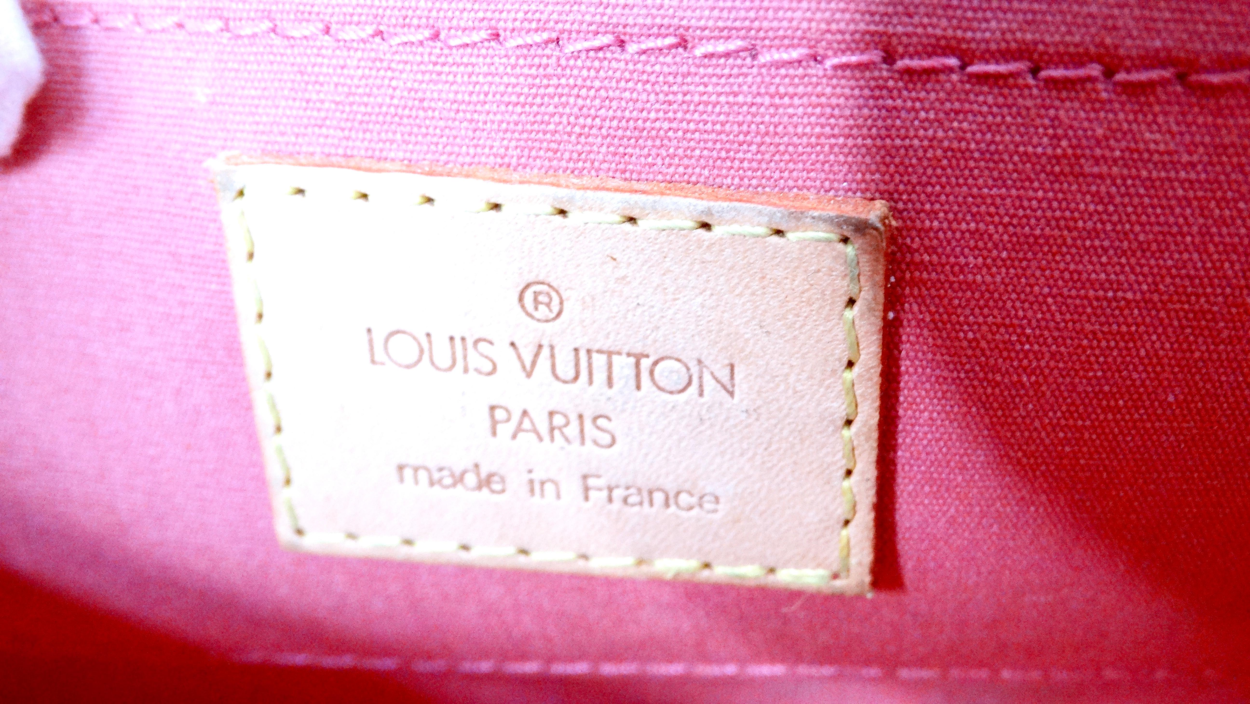 Louis Vuitton by Marc Jacobs Y2K Malibu Street Fuchsia Lack Umhängetasche 7