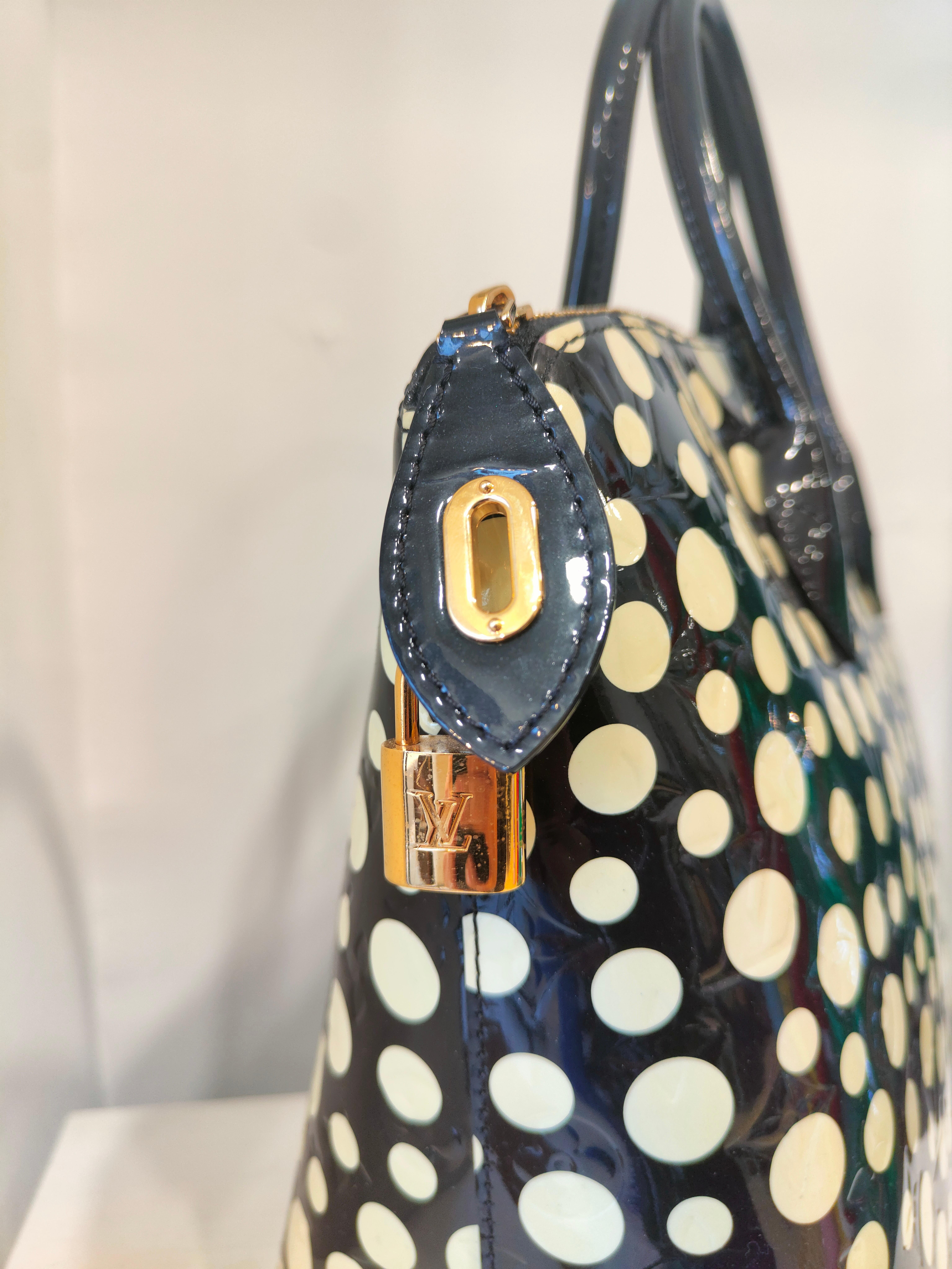 Women's or Men's Louis Vuitton by Yayoi Kusama polkadot lock-it handlebag