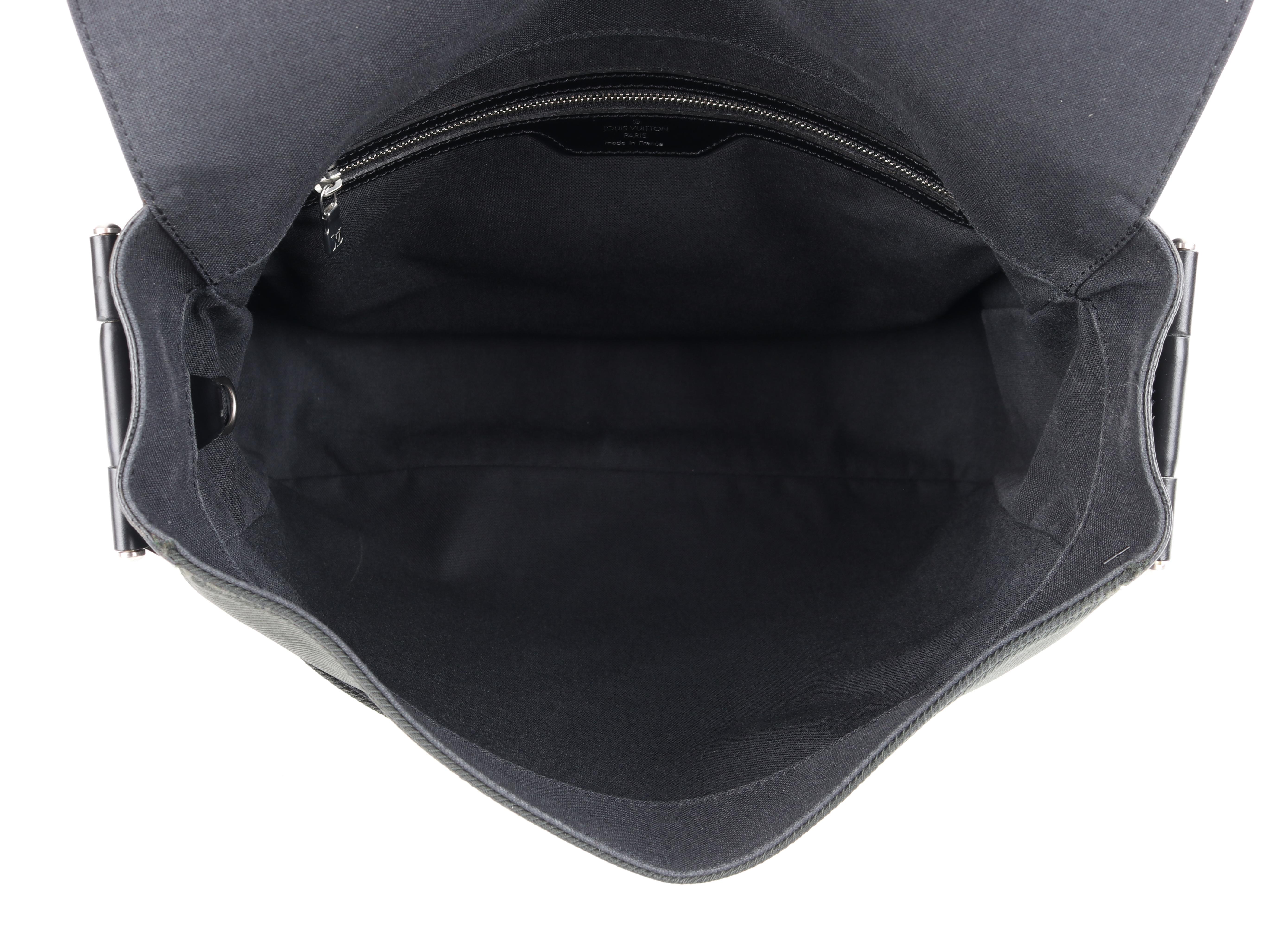 LOUIS VUITTON c. 2002 “Viktor” Black Green Taiga Leather Messenger Bag  2