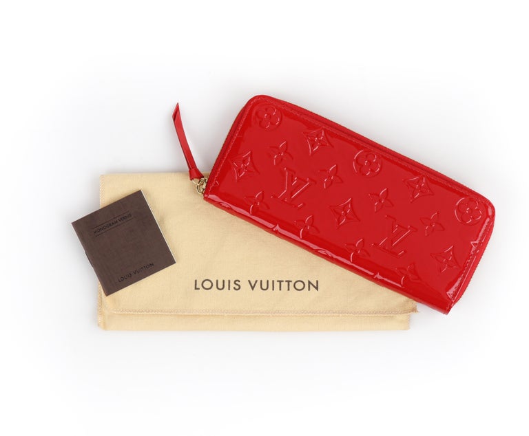Louis Vuitton Authentic Epi Leather Red Coquelicot Clemence Zip Wallet -  MINT