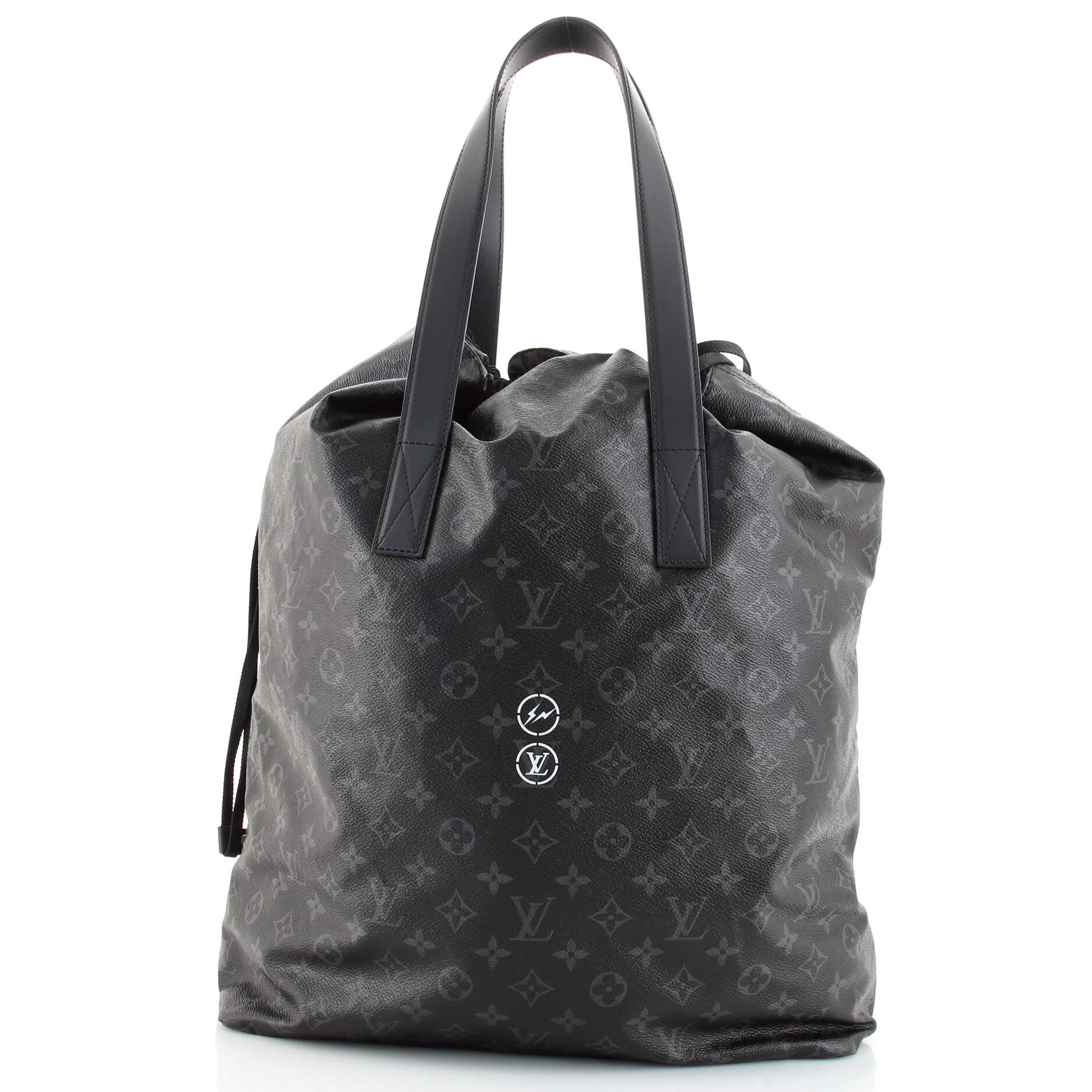 Louis Vuitton Cabas Light Drawstring Bag Flash Fragment Monogram Eclipse Canvas In Good Condition In NY, NY