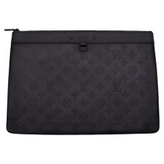 Louis Vuitton Calfskin Monogram Black Shadow Discovery Pochette Bag