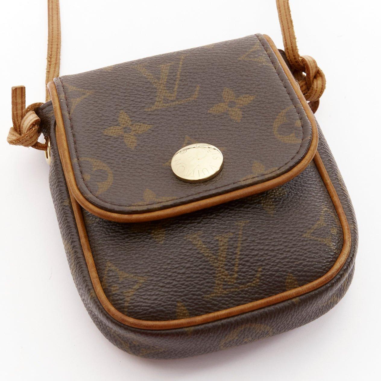 LOUIS VUITTON Cancun Pochette brown LV logo monogram mini crossbody bag For Sale 1