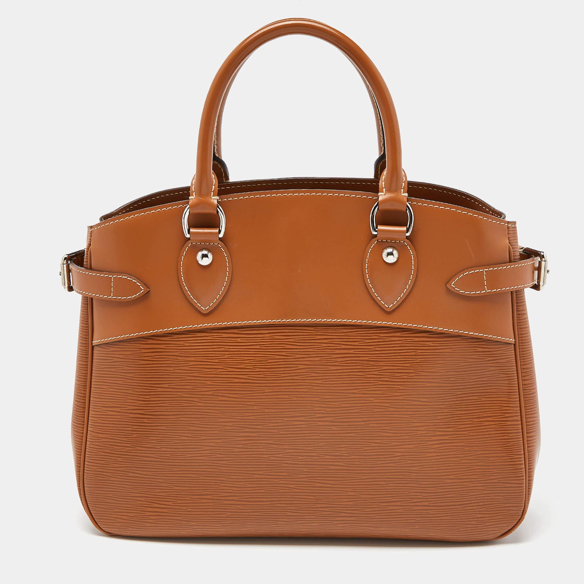 Women's Louis Vuitton Cannelle Epi Leather Passy PM Bag