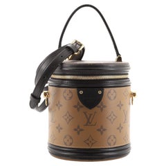 Cannes Monogrammierte Canvas-Handtasche mit umgekehrtem Monogramm von Louis Vuitton