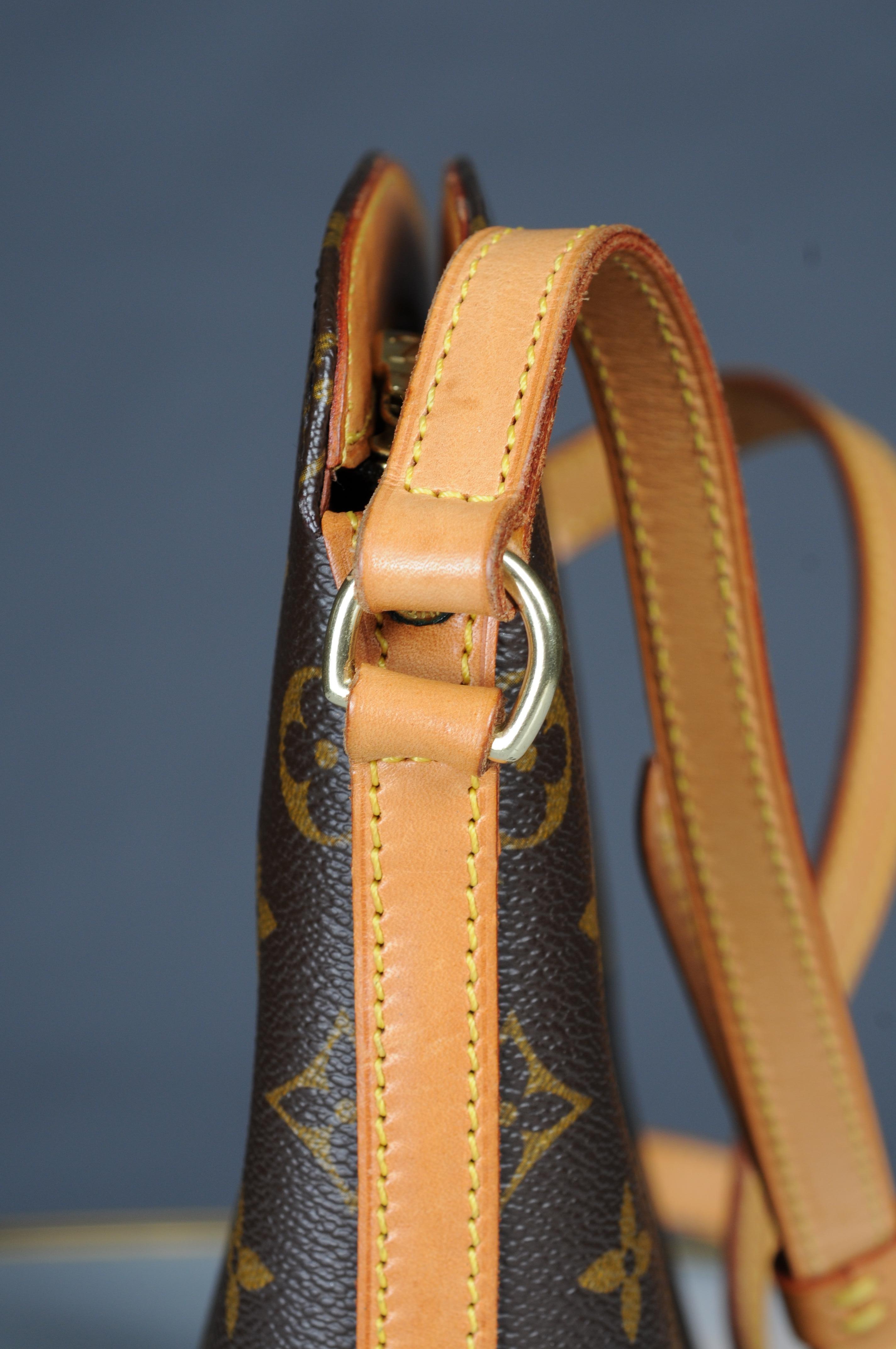 Louis Vuitton Canvas Drouot Crossbody Bag   For Sale 6