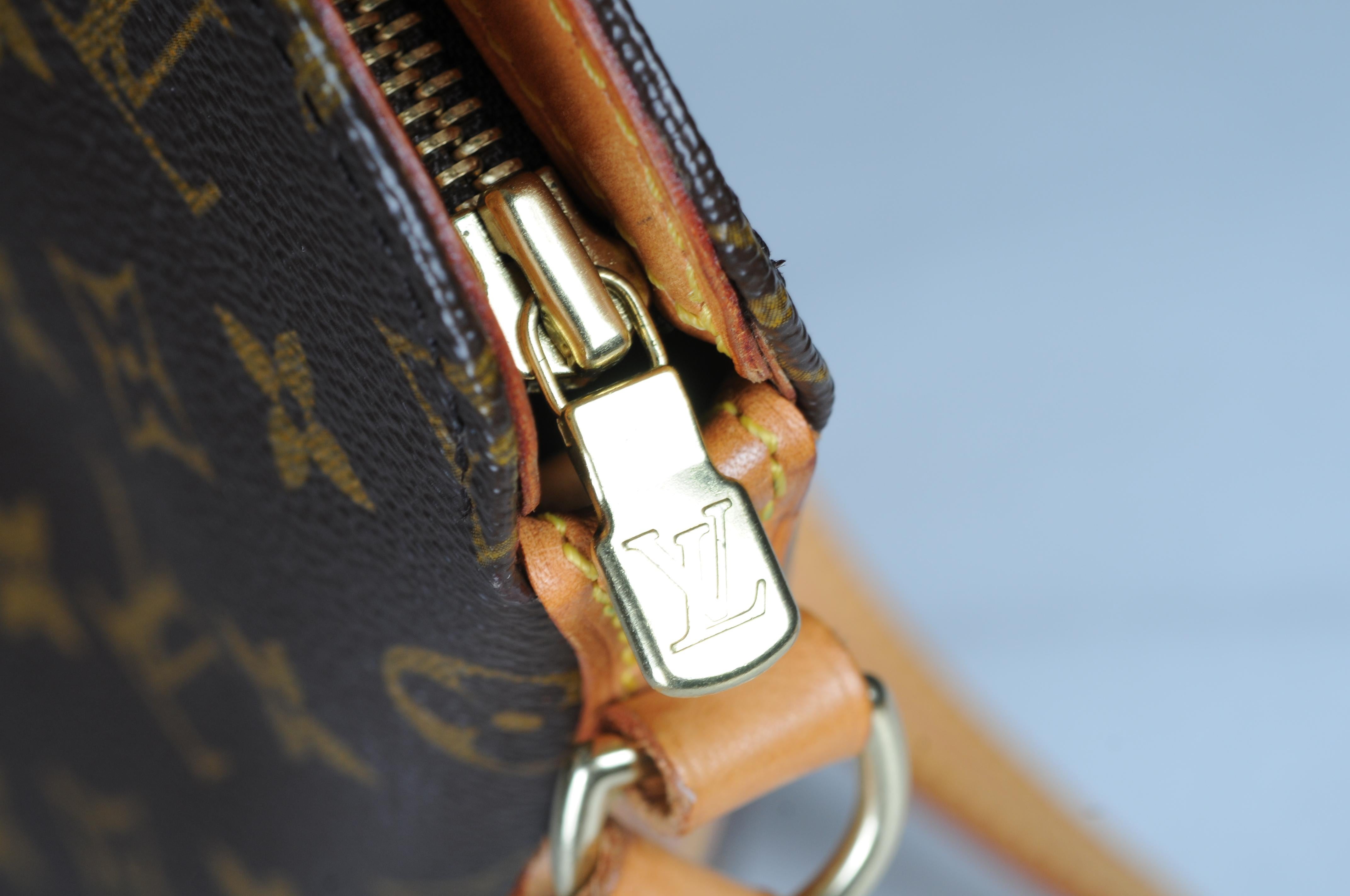 Louis Vuitton Canvas Drouot Crossbody Bag   For Sale 12