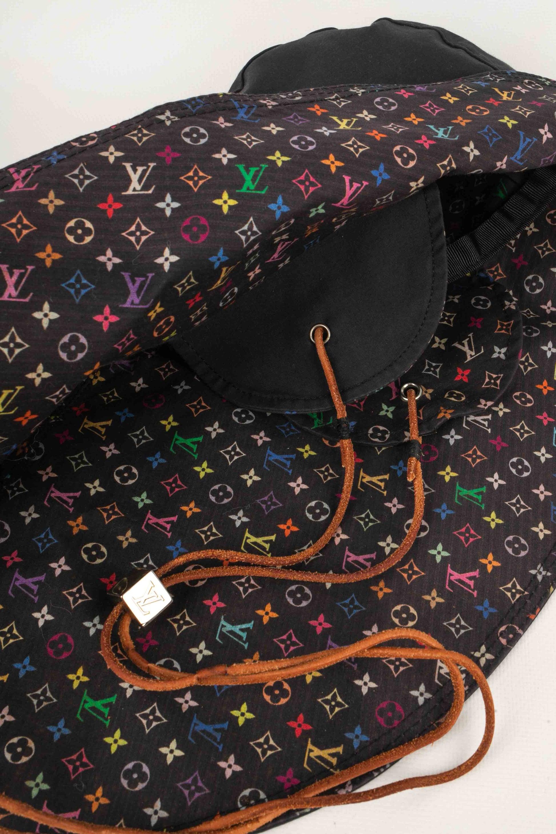 Cappello in tela Louis Vuitton in vendita 1