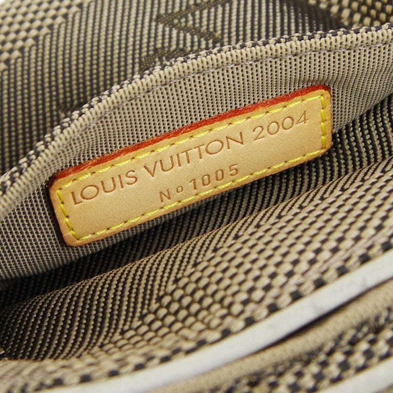 Louis Vuitton Canvas Leather Dual Pouch Men&#39;s Women&#39;s Waist Bum Fanny Pack Bag For Sale at 1stdibs
