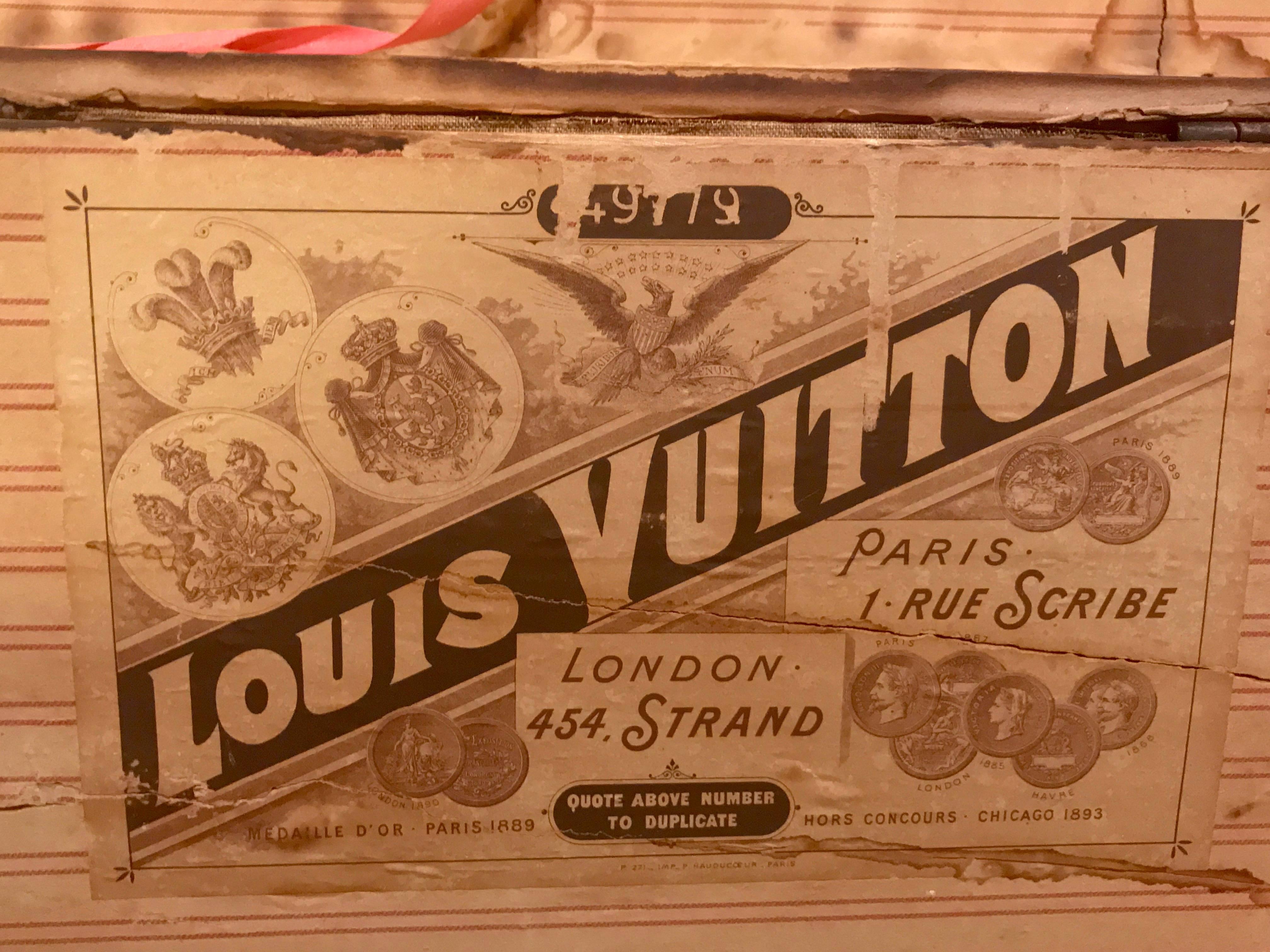 Louis Vuitton Canvas Steamer Trunk, circa 1880 For Sale 1