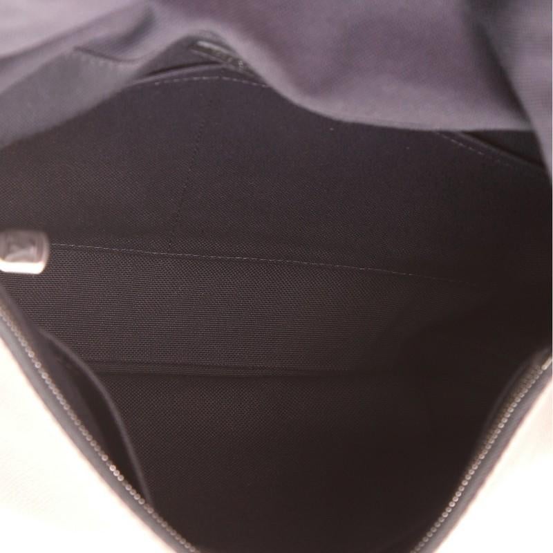 Louis Vuitton Canyon Messenger Bag Utah Leather MM 1