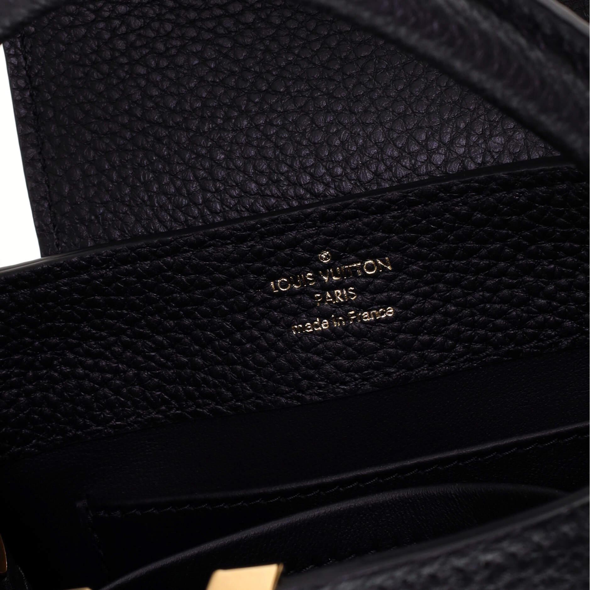 Louis Vuitton Capucines Bag Leather Mini 3