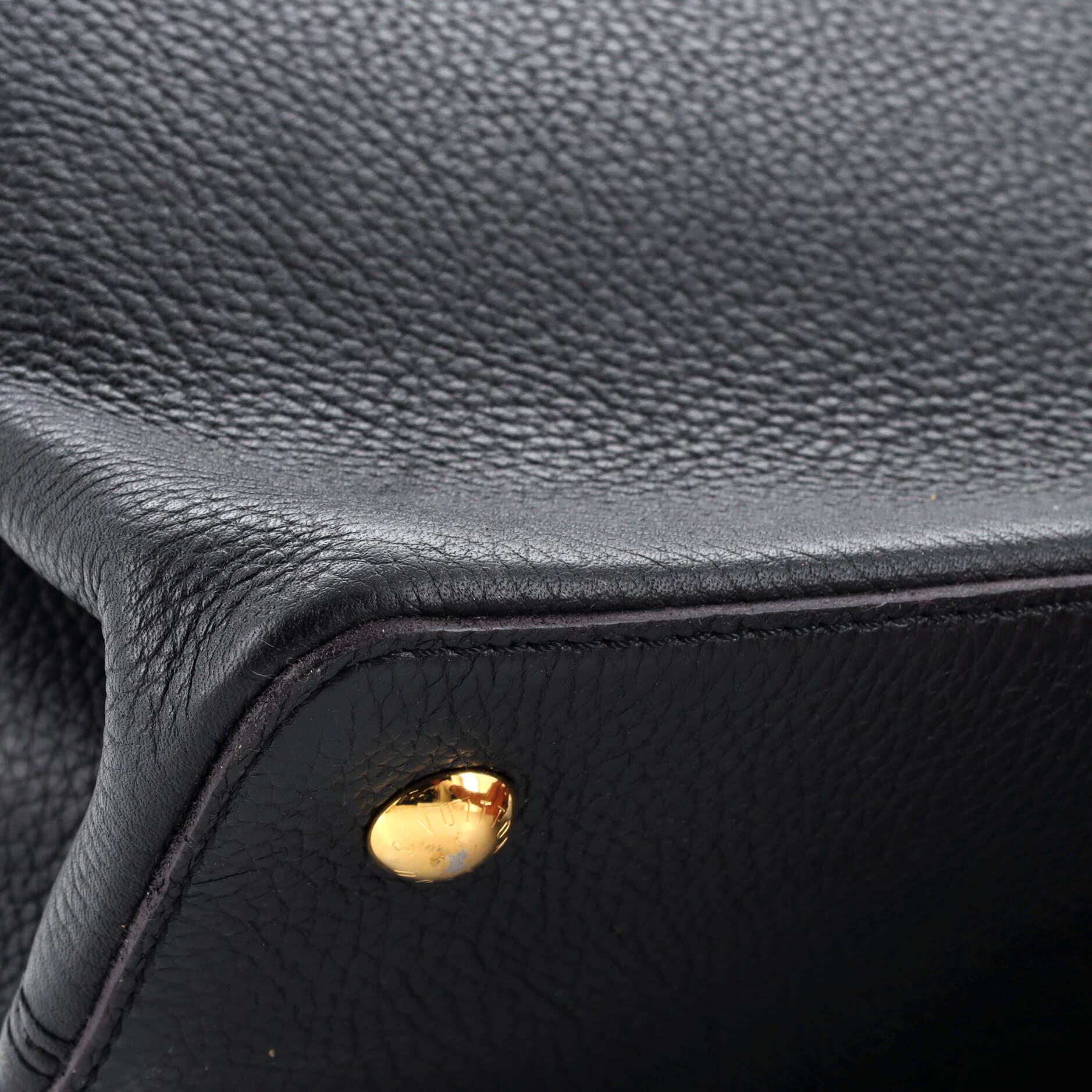 Louis Vuitton Capucines Bag Leather MM 3