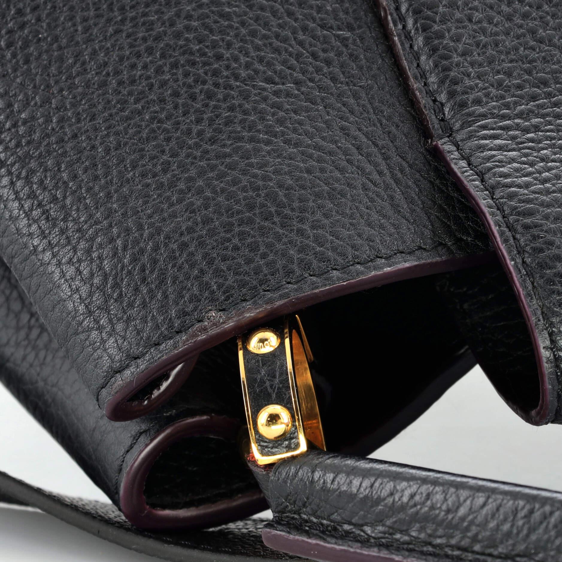 Louis Vuitton Capucines Bag Leather MM 5