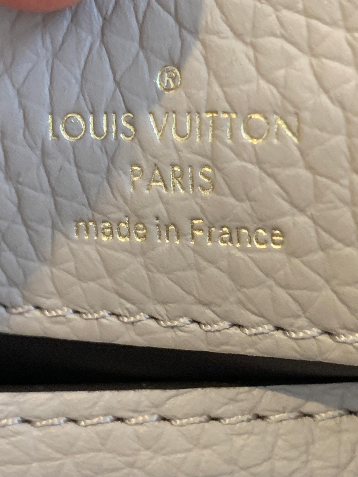 Louis Vuitton Capucines BB handbag in galet/pebble For Sale 15