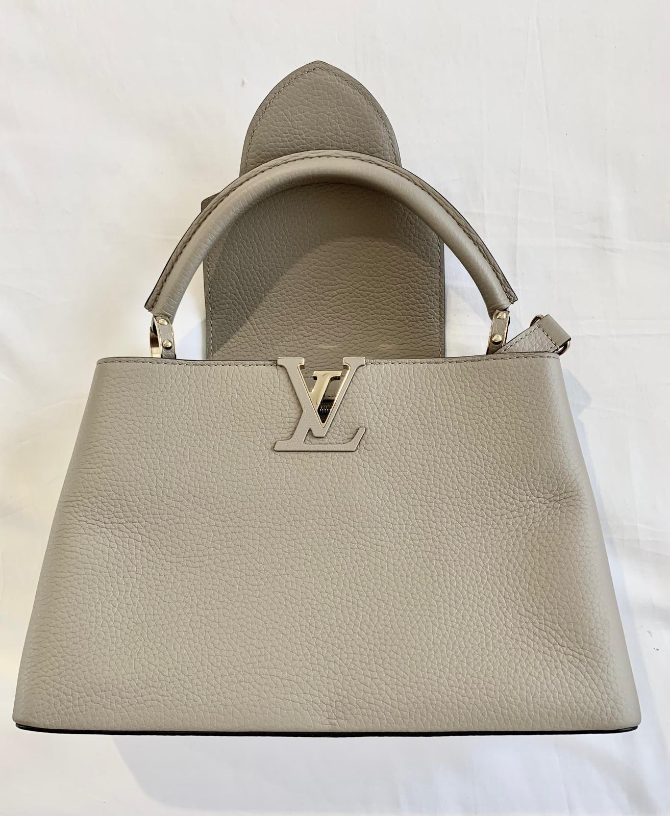 Brown Louis Vuitton Capucines BB handbag in galet/pebble For Sale