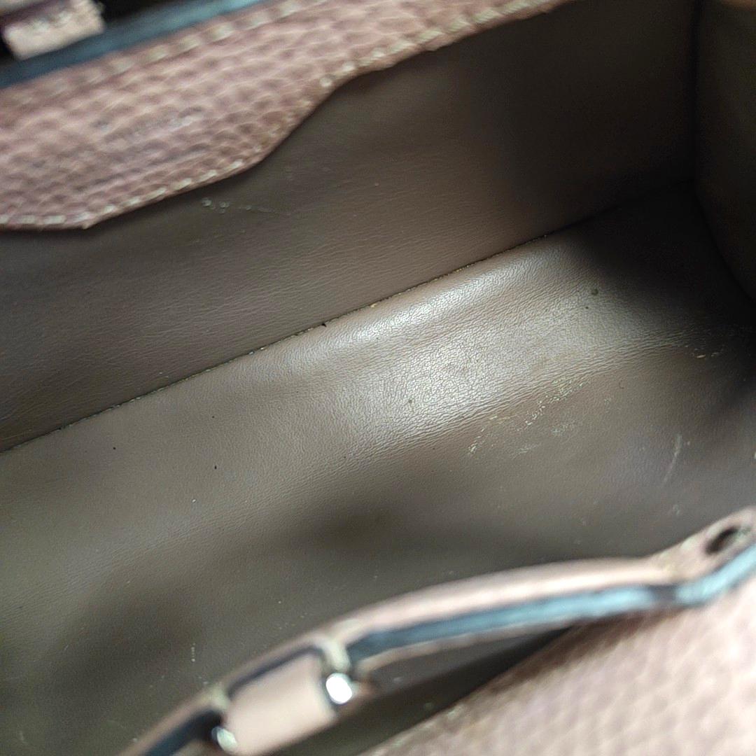 Louis Vuitton Capucines BB Rosa Leder-Umhängetasche 12