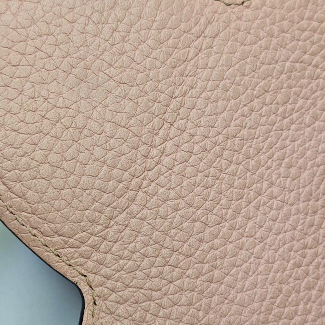 Louis Vuitton Capucines BB Rosa Leder-Umhängetasche 3