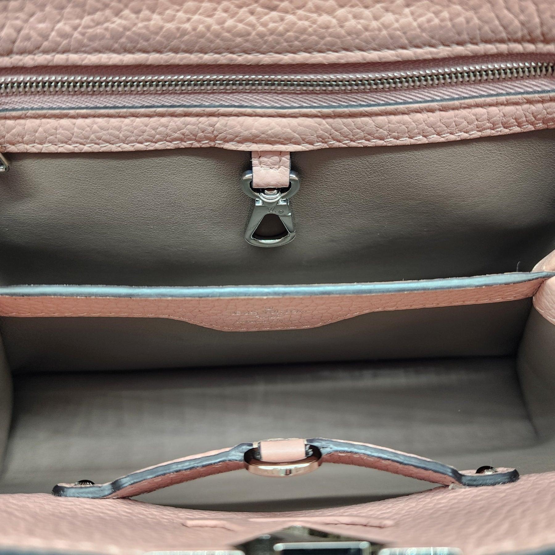 Louis Vuitton Capucines BB Shoulder Bag M22178 in Pink In Excellent Condition In Los Angeles, CA