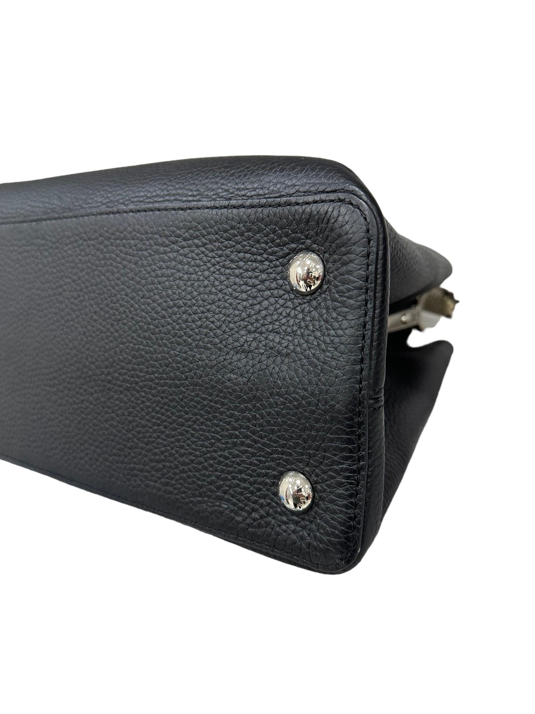 Louis Vuitton Capucines GM Top Handle Tasche aus schwarzem Leder im Angebot 4