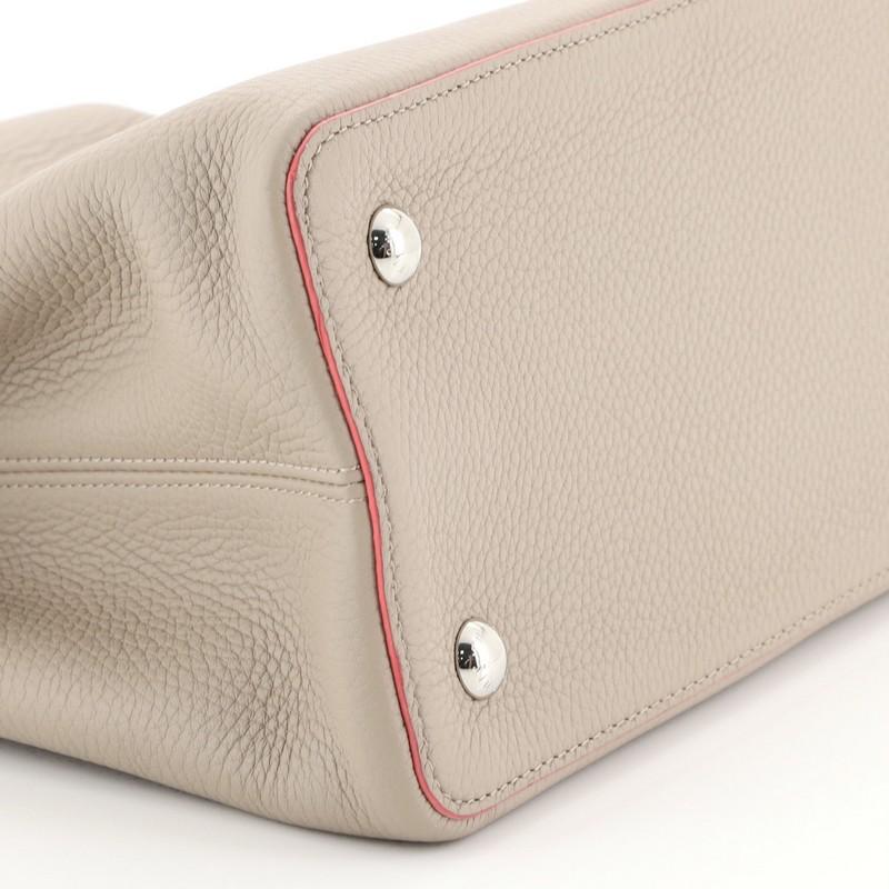 Louis Vuitton Capucines Handbag Leather MM 5