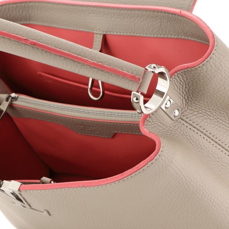 Louis Vuitton Capucines Handbag Leather MM 3
