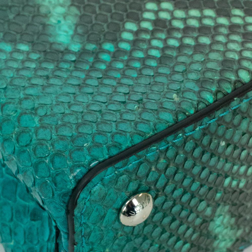 Louis Vuitton, Capucines in green python 2