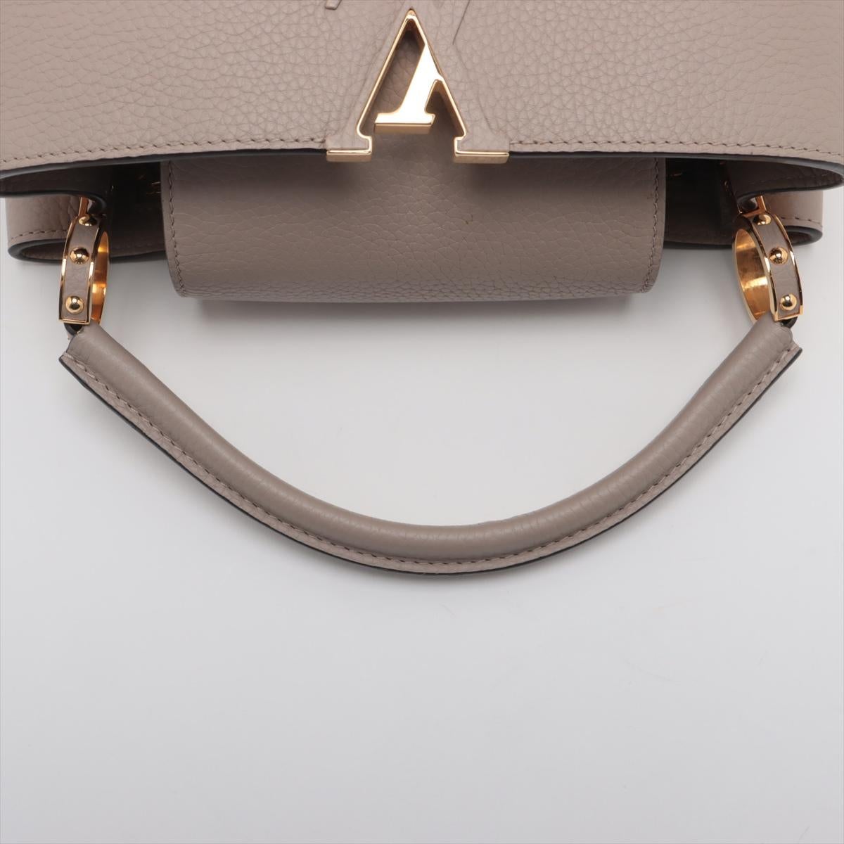 Louis Vuitton Capucines MM Galet For Sale 1