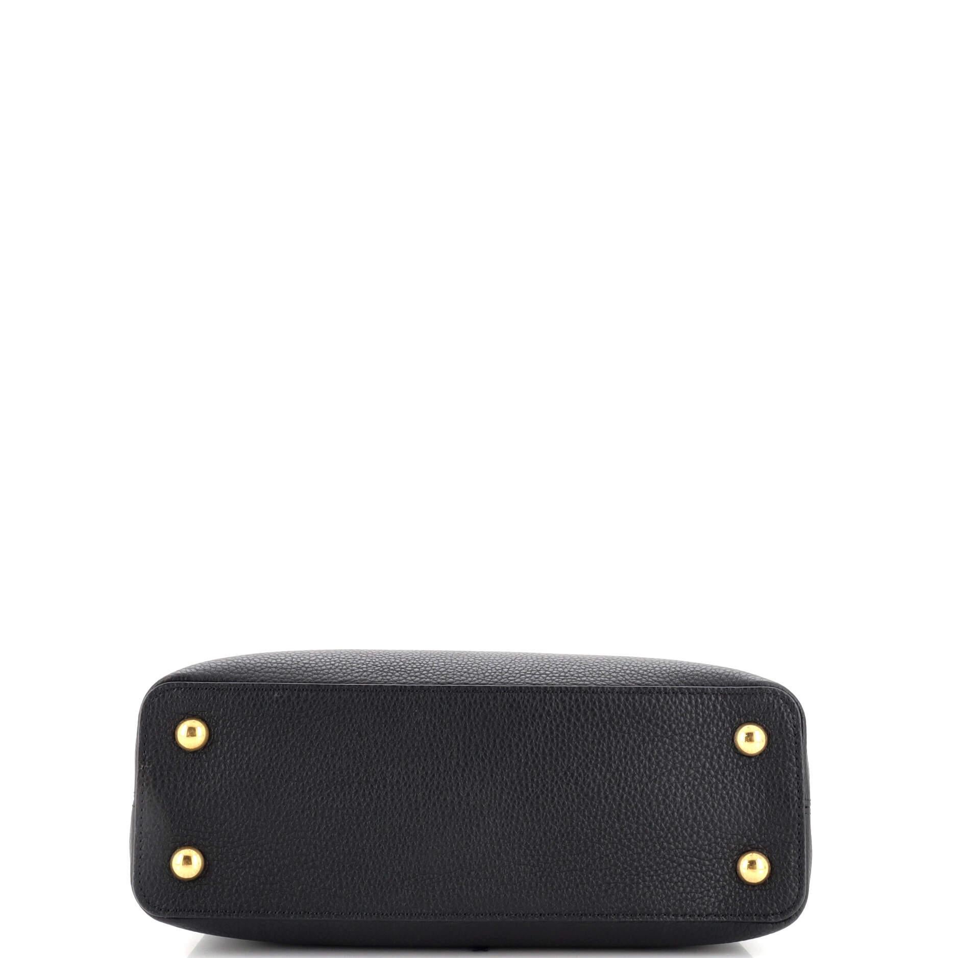 Women's or Men's Louis Vuitton Capucines Scrunchie Handle Bag Leather MM For Sale