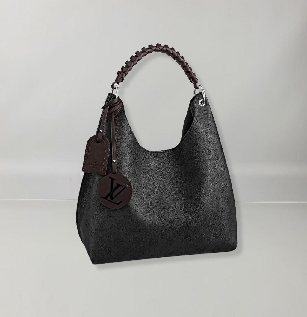 Louis Vuitton Caramel bag Black Mahina Perforated Calfskin For Sale 1