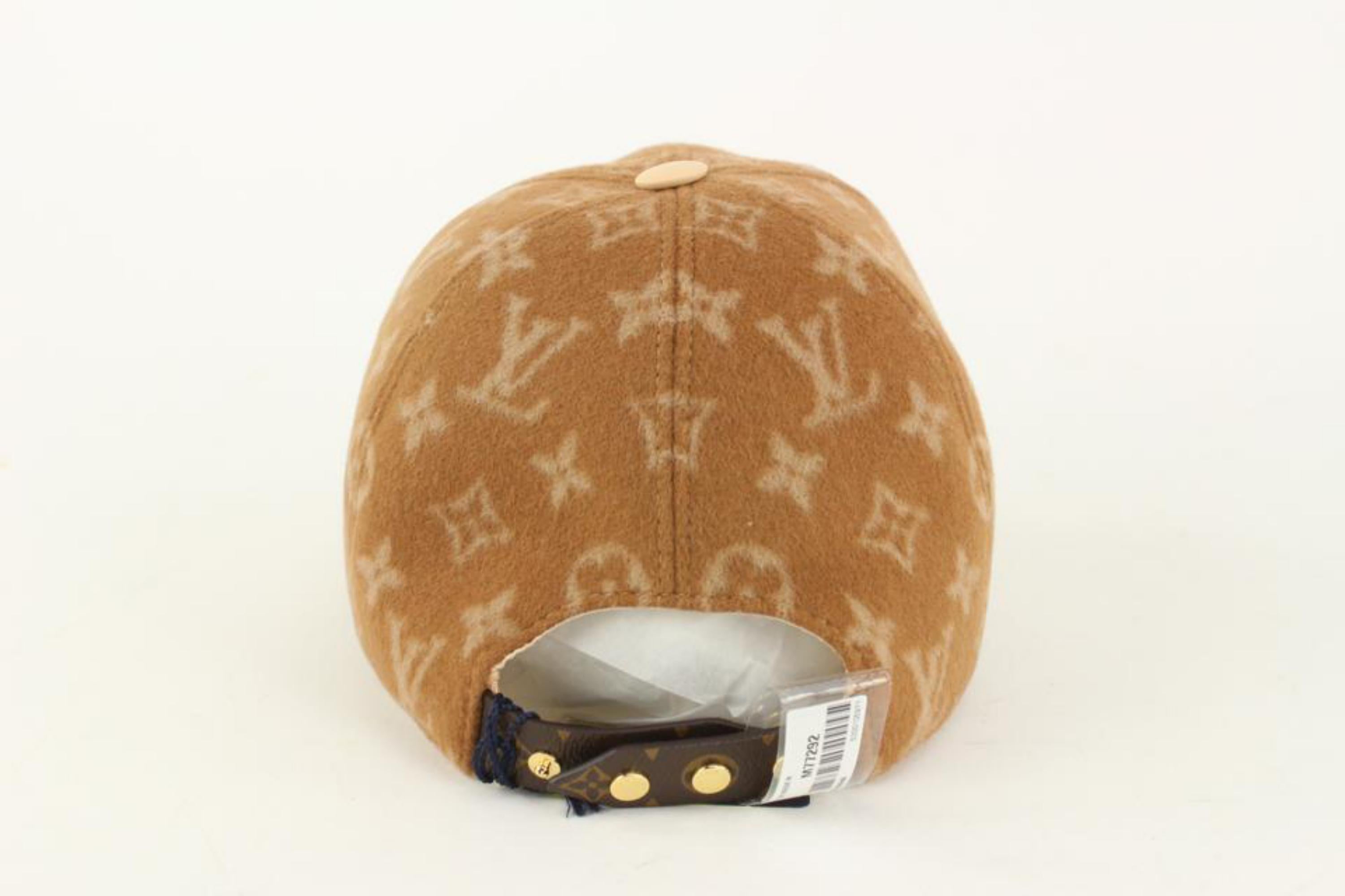 Louis Vuitton Caramel Brown x Beige Cashmere Carry On Cap Ou Pas Baseball Cap 12 For Sale 7